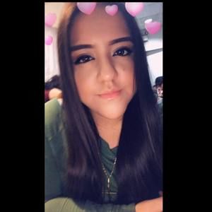 Meet your Posher, Alicia